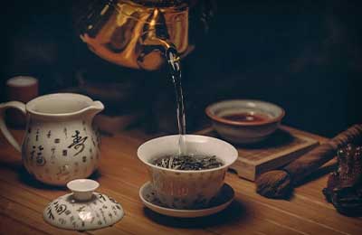 茶葉品質論文：茶葉品質危害要素與策略